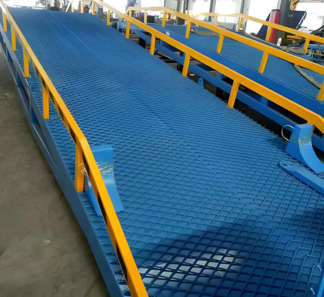 绥滨移动式液压登车桥